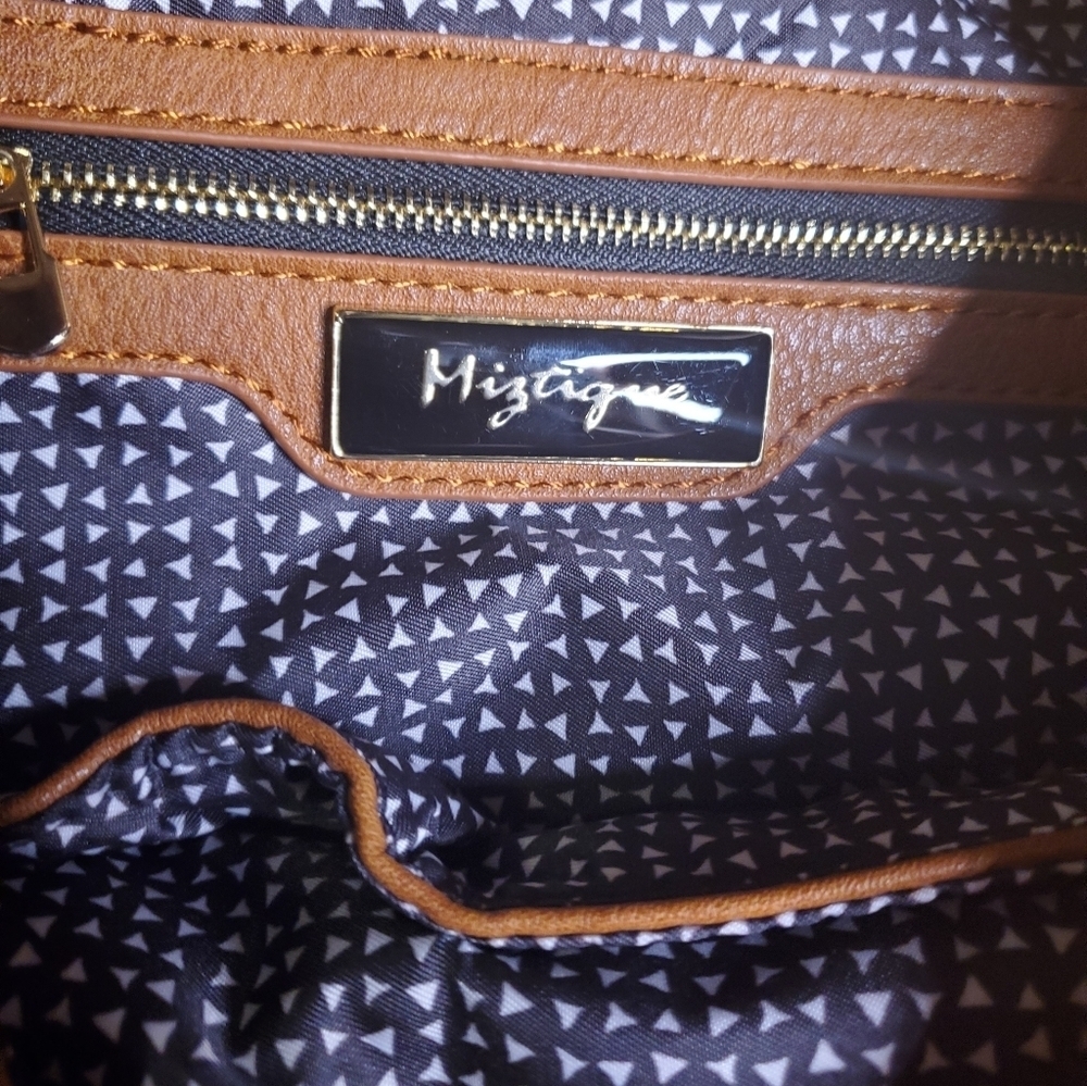 Mystique Pouch - Picture 3 of 6